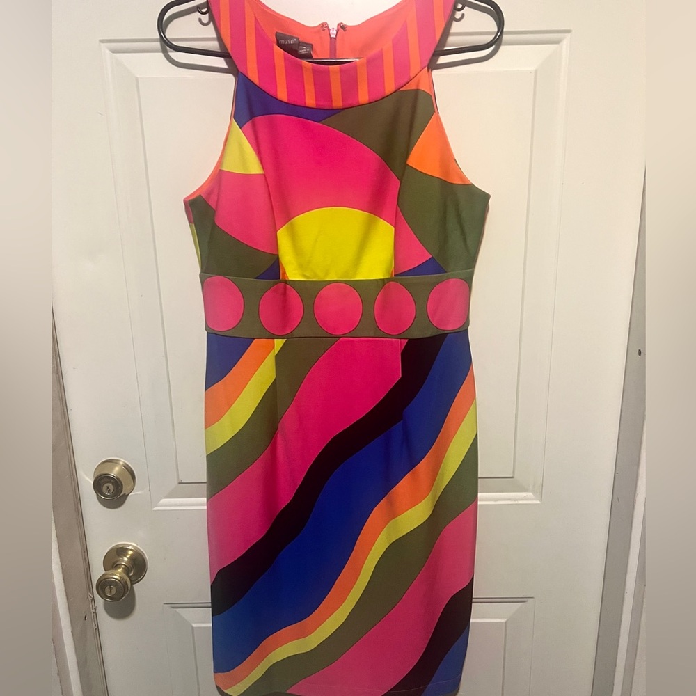 MUSE DRESS SIZE 8